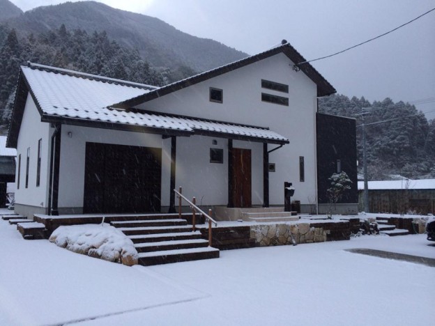 「極上！たらの白子」～雪景色